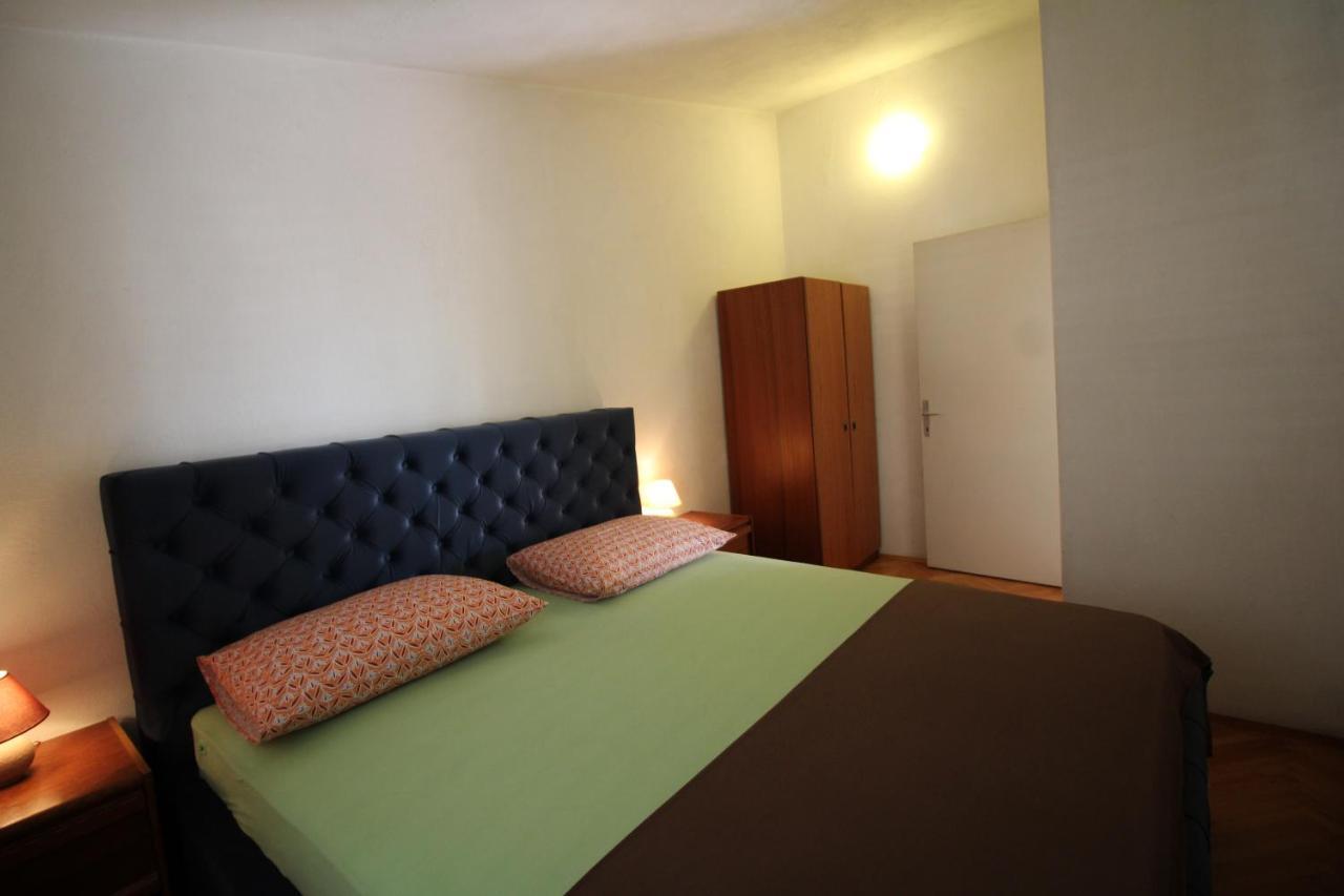 Makarska Centre & Free Private Parking Apartment Luaran gambar